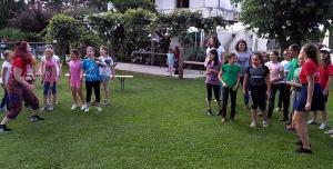 gara di canto tra ragazzi a english camp di Pozzoleone