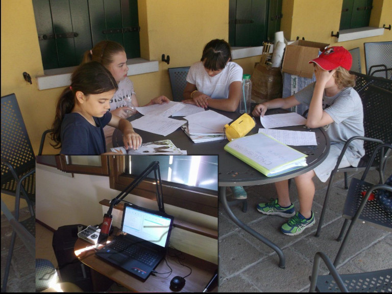 ragazzi-preparano-trasmissione-radio